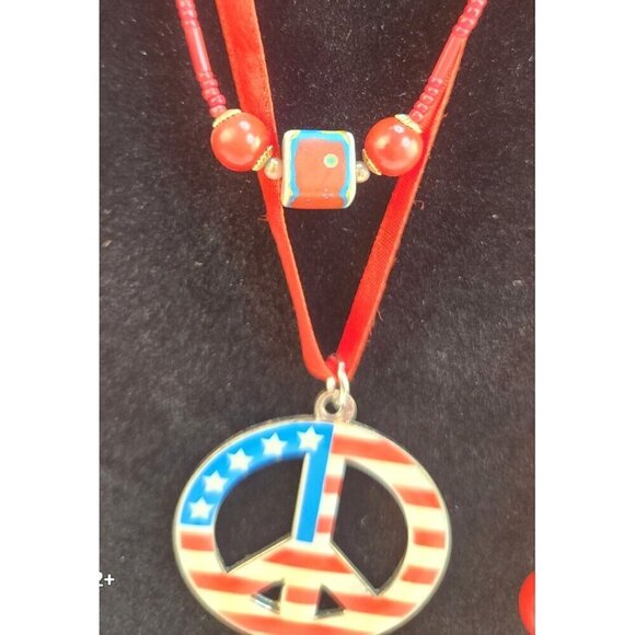 Peace Sign Beads Red, White & Blue Set of 3 necklaces America USA - Picture 3 of 7